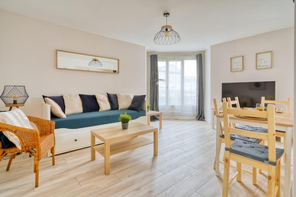 Logement Sarah Courcouronnes Exterior foto